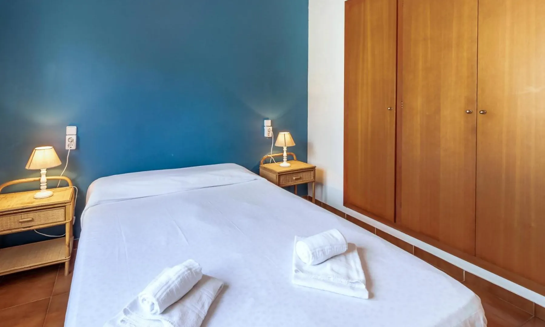 La Farellacoma 66 Apartamento Con Piscina Comm Girona 0*,